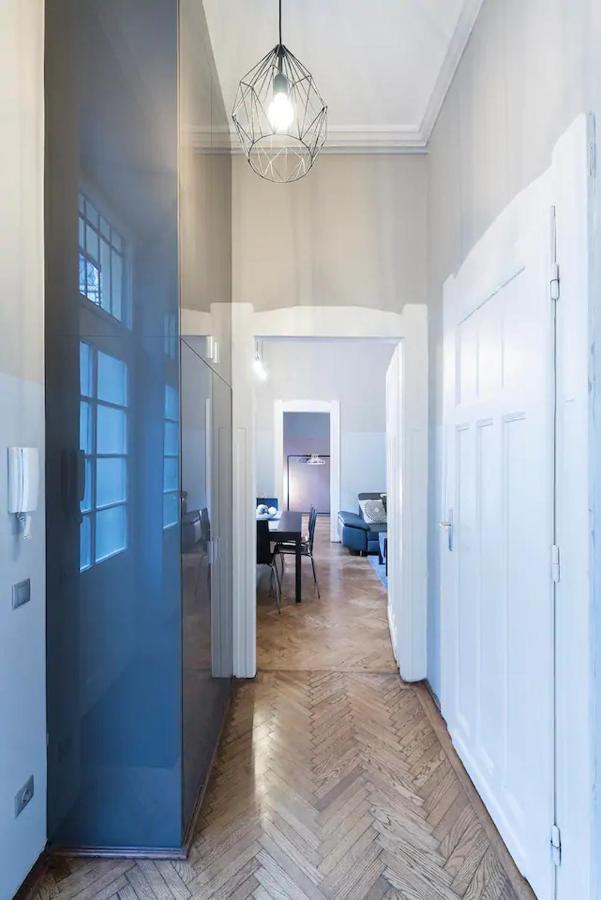 Vaci Street Premier Apartment Budapest Ngoại thất bức ảnh