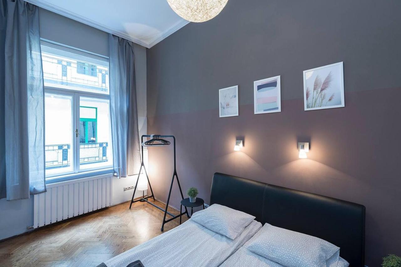 Vaci Street Premier Apartment Budapest Ngoại thất bức ảnh