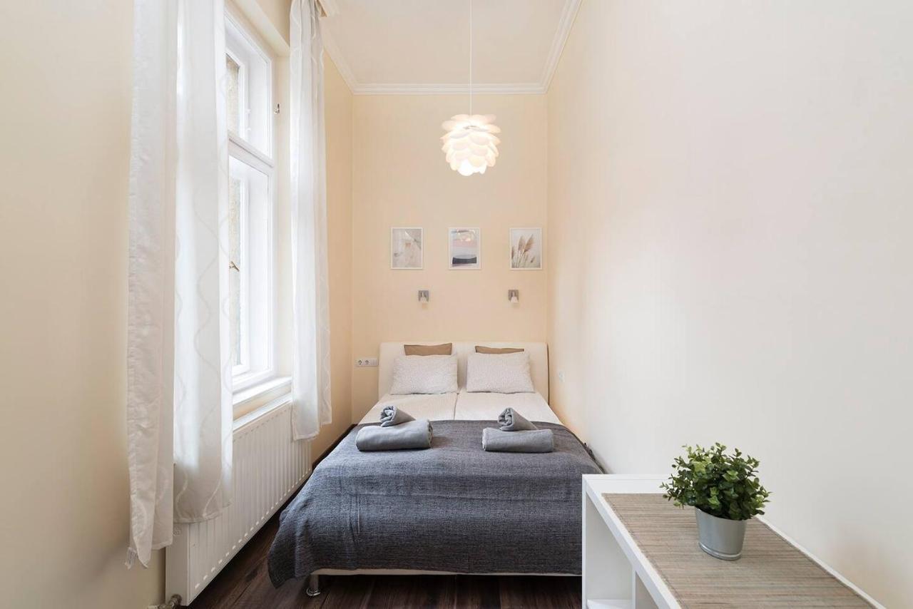 Vaci Street Premier Apartment Budapest Ngoại thất bức ảnh