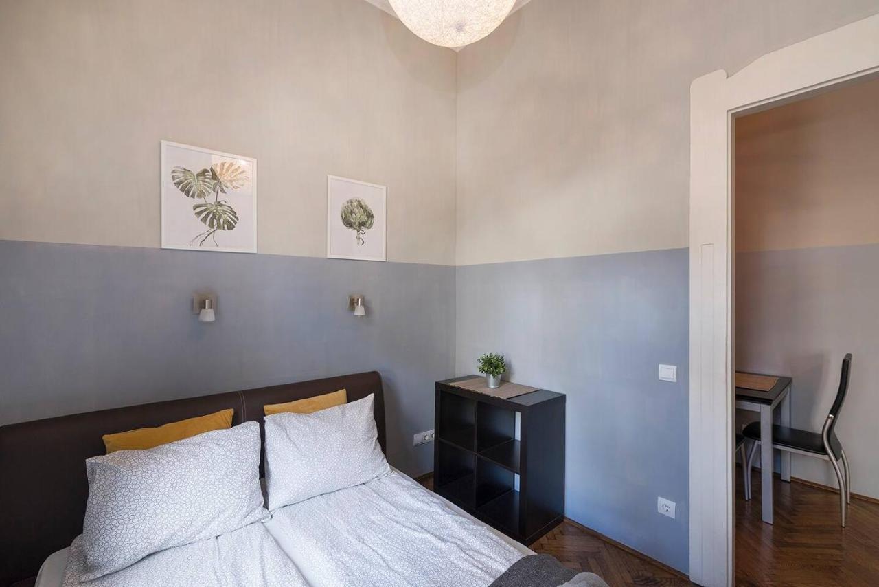 Vaci Street Premier Apartment Budapest Ngoại thất bức ảnh