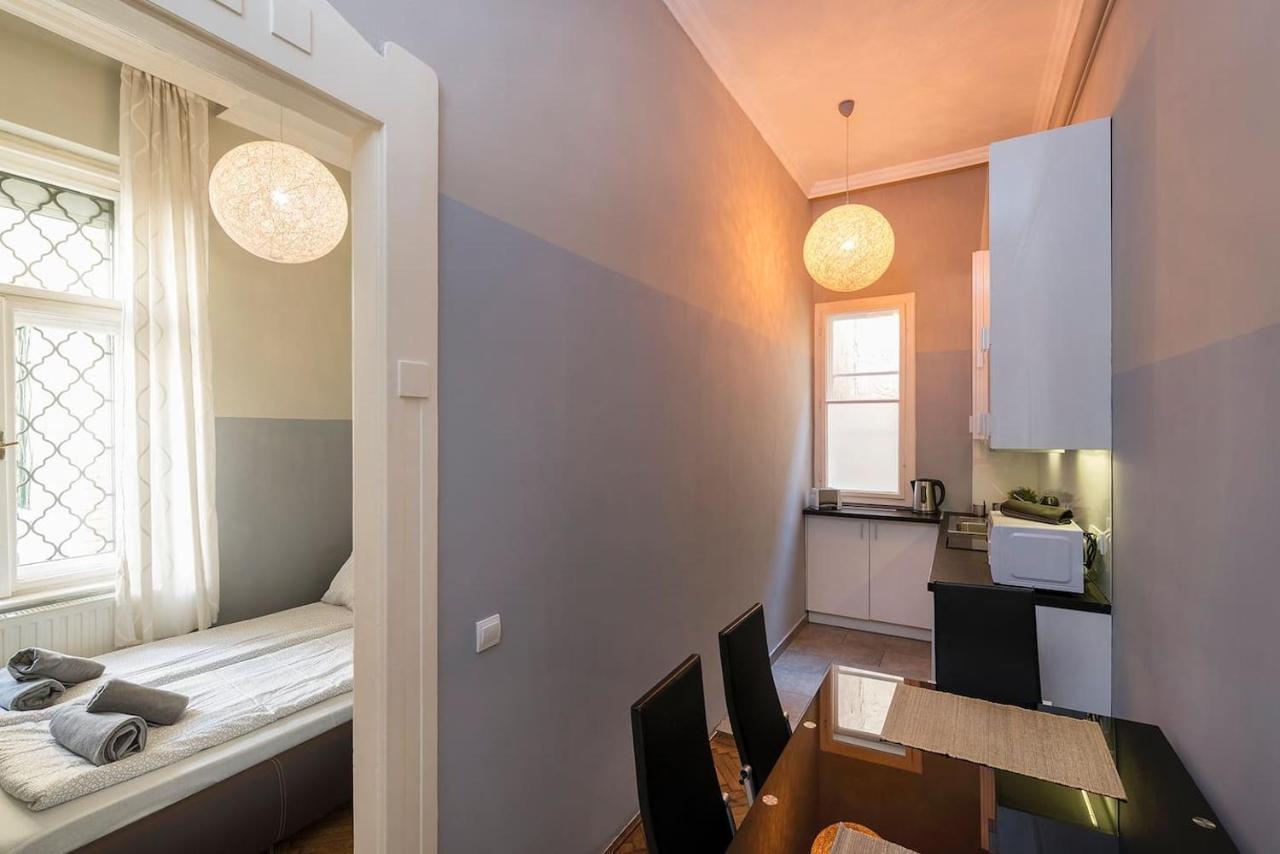 Vaci Street Premier Apartment Budapest Ngoại thất bức ảnh
